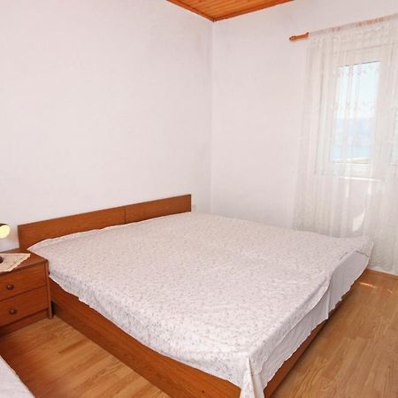 Apartment Metajna 6351A Buitenkant foto